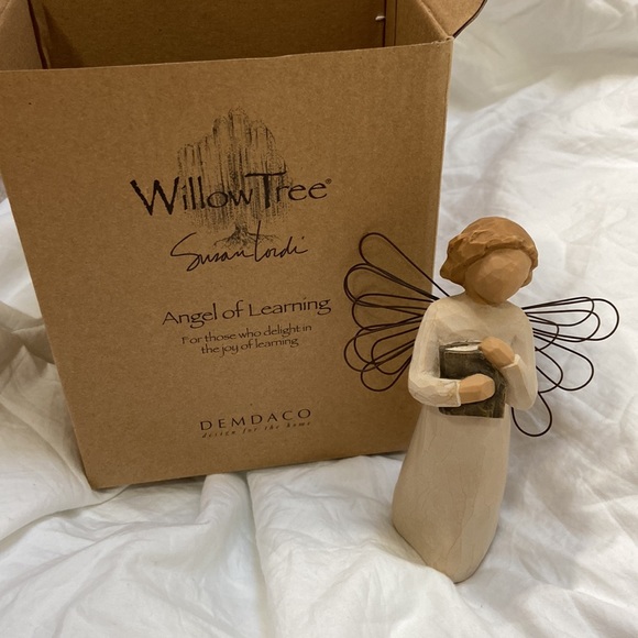 NWT Willow Tree Angel of Learning by Artist Susan Lordi. 1999 Demdaco. One size. - Picture 1 of 16